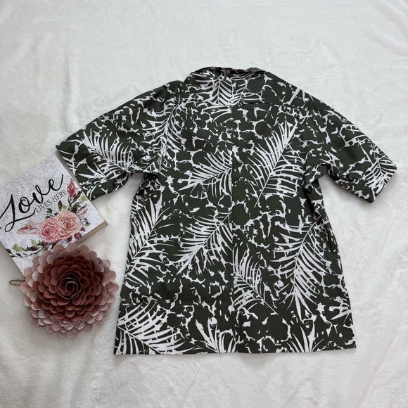 LAFAYETTE 148 Pullover shirt size S - Picture 3 of 6